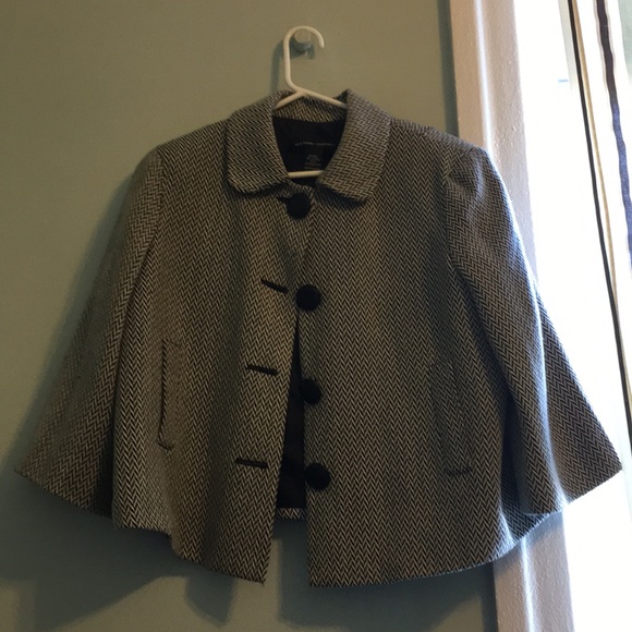 New York & Company Jackets & Blazers - Houndstooth short dress jacket